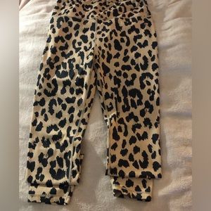 Oversized leggings hardly even used